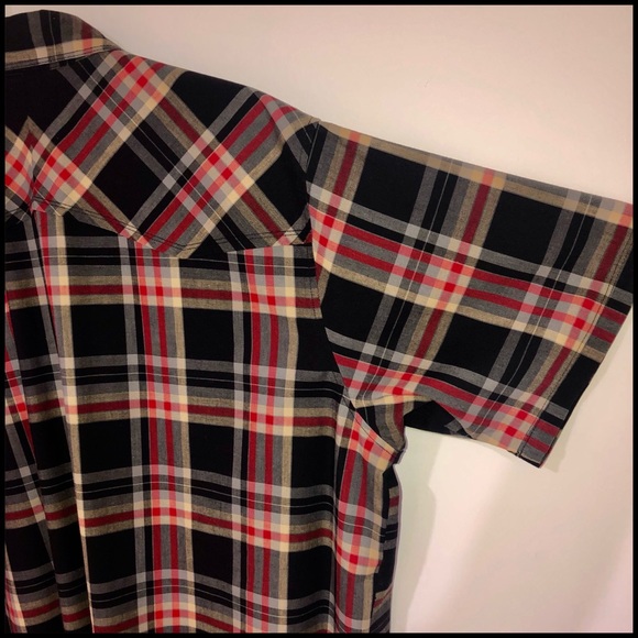 TheNorthFaceππXL Short Sleeve Flannel with 2 pockets snaps Red Gold Black - Picture 12 of 16